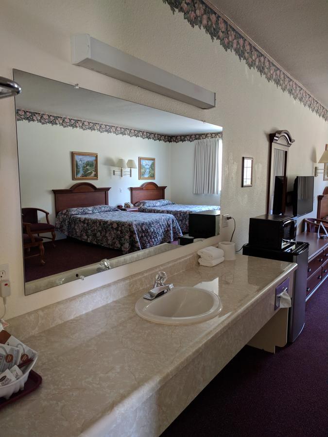 Lighthouse Inn Crescent City Kültér fotó